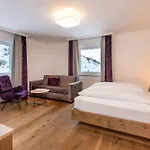 Zehnerkar Hotel