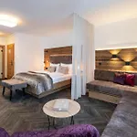 Hotel Zehnerkar 4*