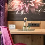 Hotel Zehnerkar 4*