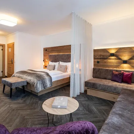 Hotel Zehnerkar&hotel 4*