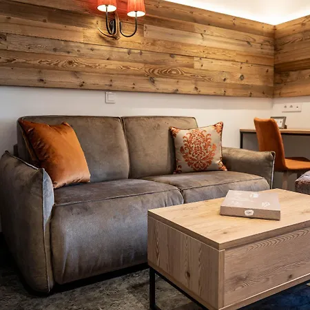Hotel Zehnerkar &