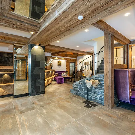 Hotel Zehnerkar &